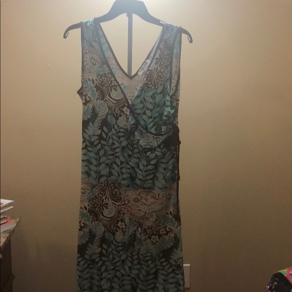Wrap-around dress - Picture 1 of 3